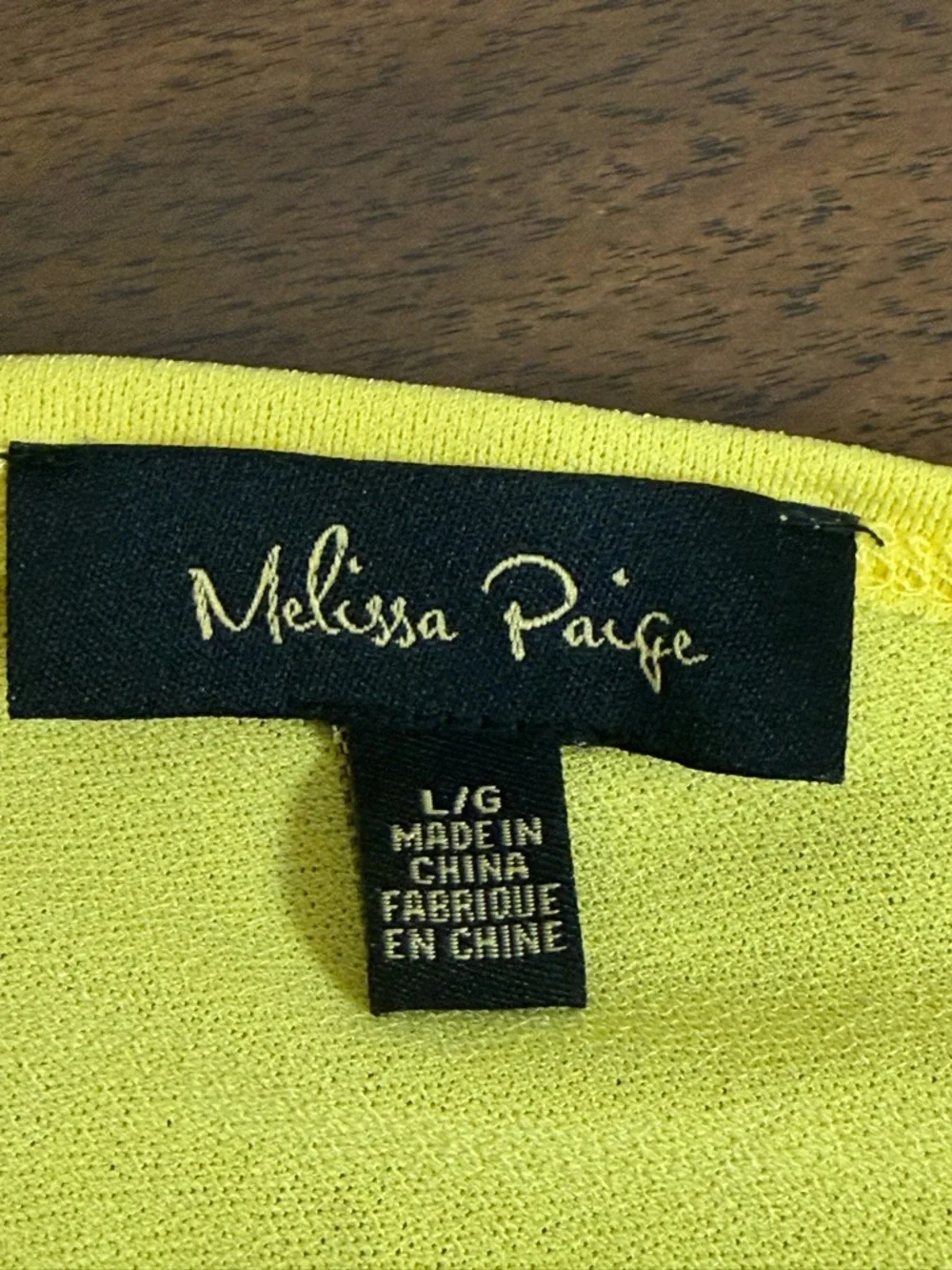 Melissa Paige Yellow Keyhole Blouse Ruffle Sleeve Stretch Top Large Size - Picture 8 of 11